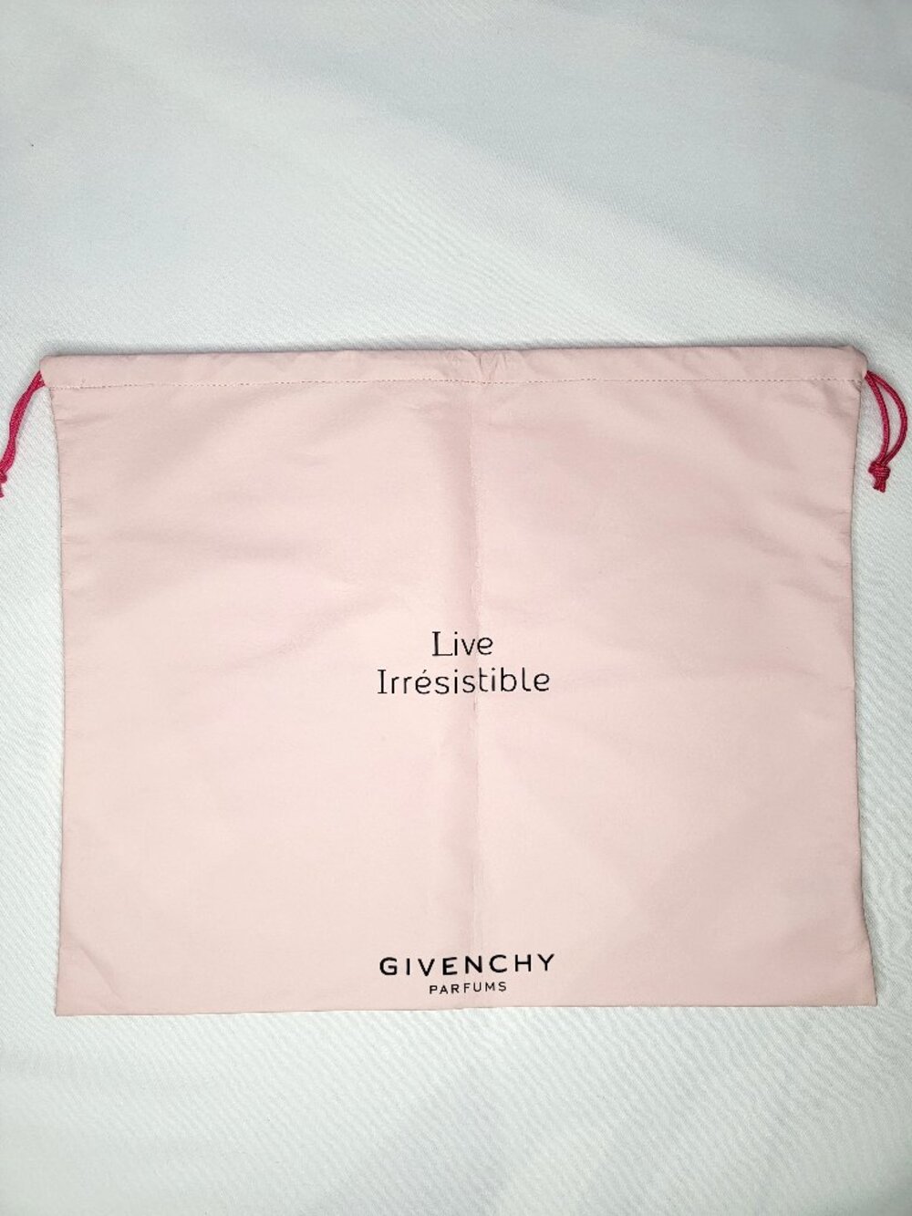 Limited Edition GWP Live Irresistible Givenchy Parfums Drawstring Pouch